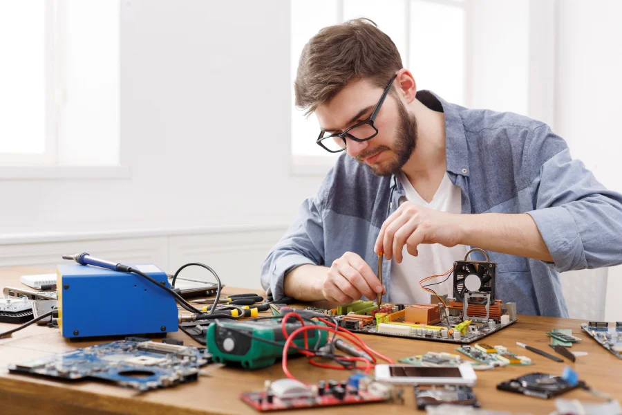 The Role of Circuit Boards in Electronic Repair in Huntsville, AL The Role of Circuit Boards in Electronic Repair in Huntsville, AL